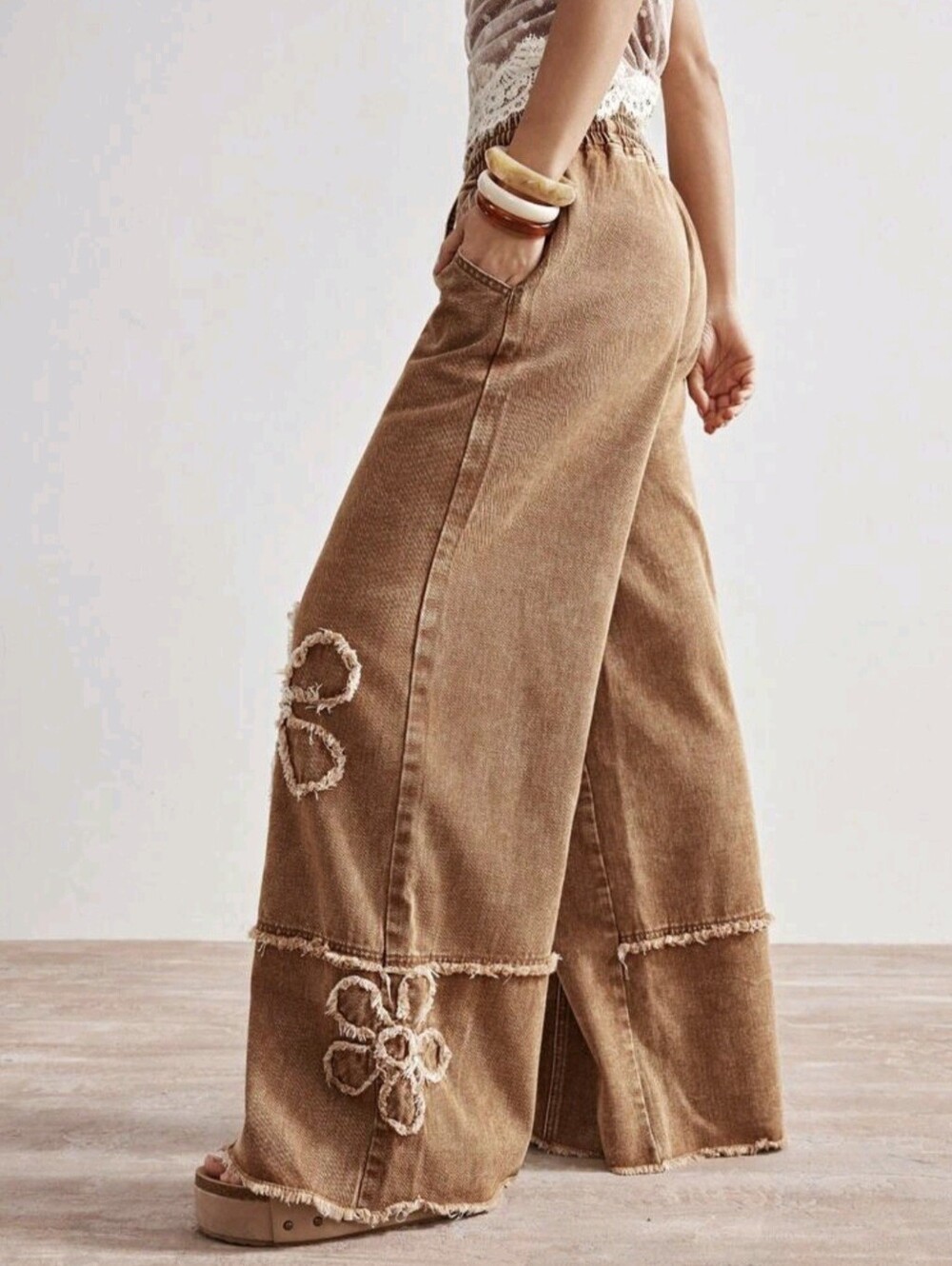 Women's Casual Beige Wide Leg Pants With Plant Patches And Pockets Long Woven - Picture 7 of 9